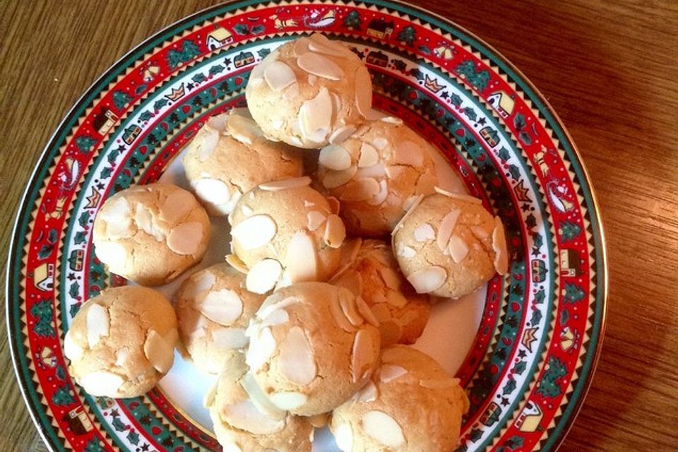 Gebackene Marzipan - Kugeln