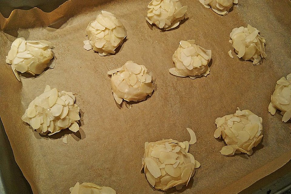 Gebackene Marzipan - Kugeln