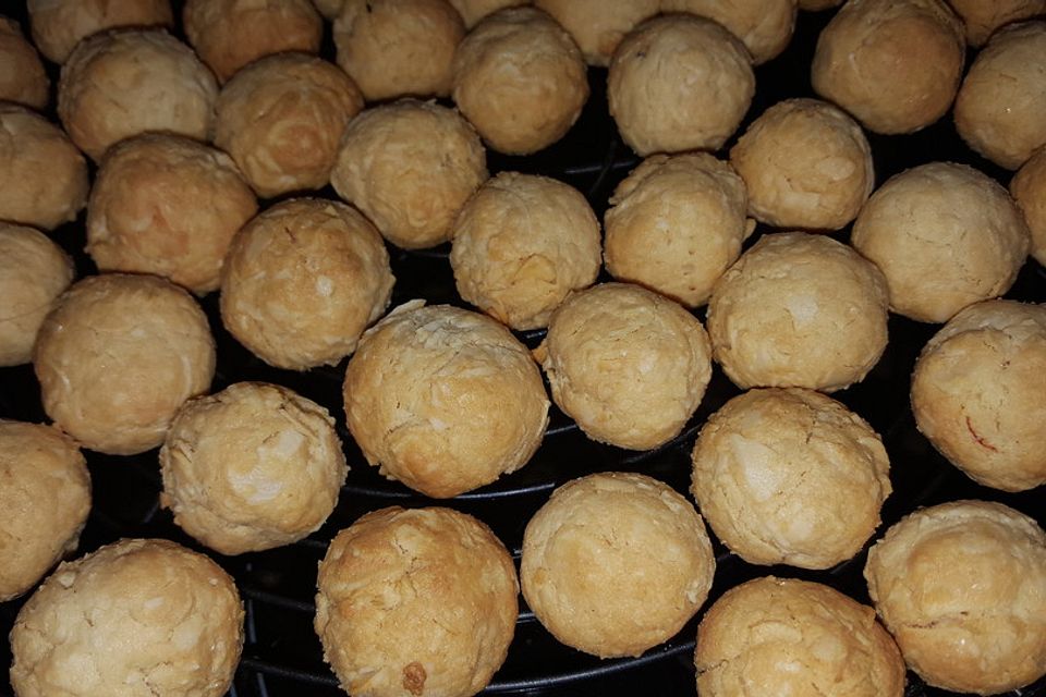 Gebackene Marzipan - Kugeln