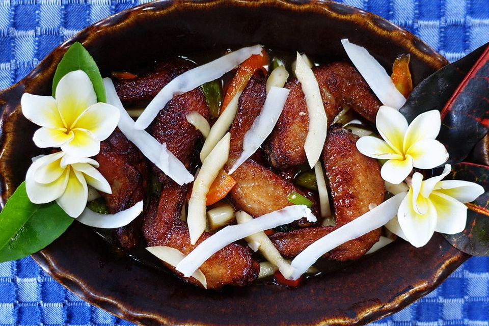 Spicy Chicken-Wings_asam_manis ala "Lotus Garden"