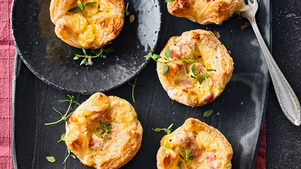 Zweierlei-gef-llte-Quiche-Bl-tterteig-Muffins