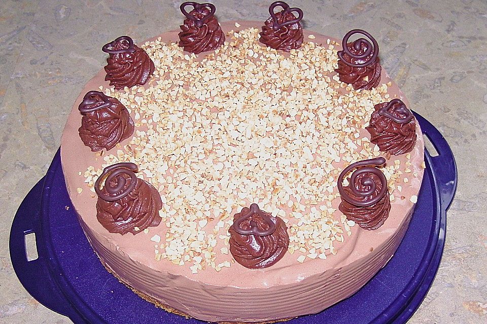 Amarena-Nuss-Torte