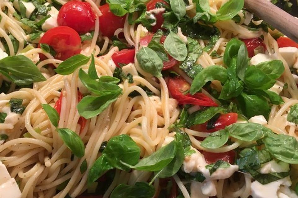 Spaghetti Caprese à la Mosine