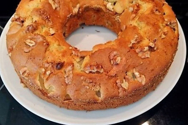 Birnen-Walnuss-Kuchen von -Elu-| Chefkoch