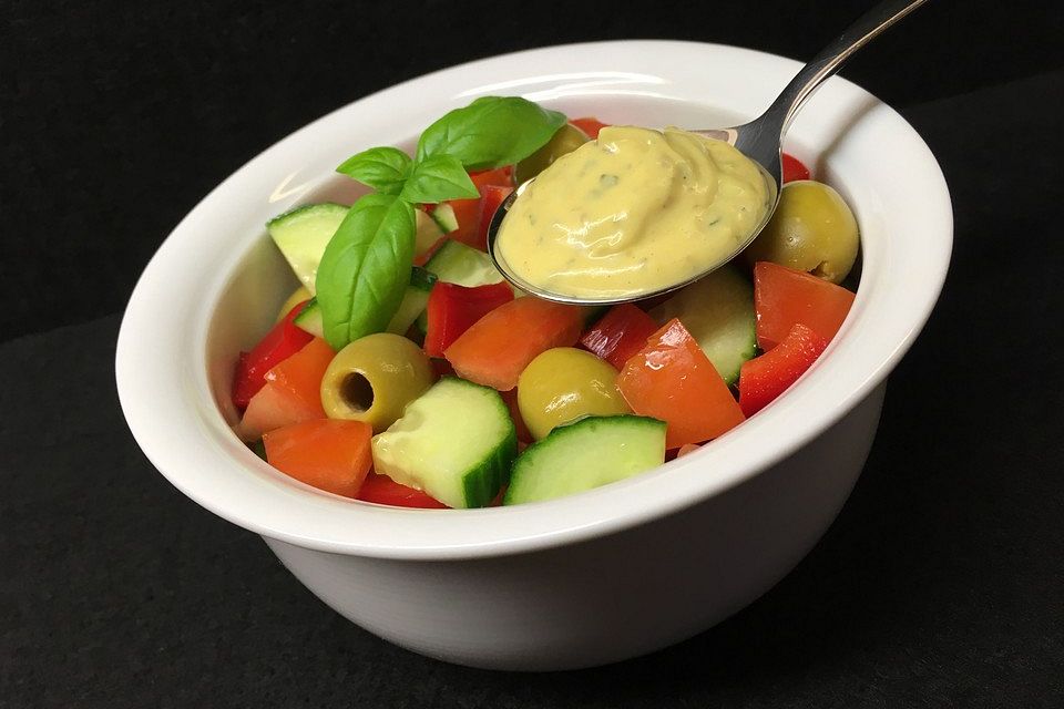 Einfache Salatsauce