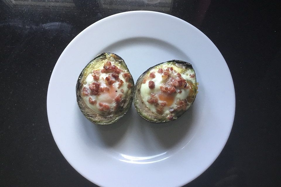 Ei in Avocado