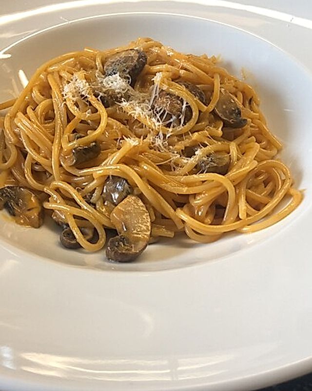 One-Pot-Spaghetti mit Champignons