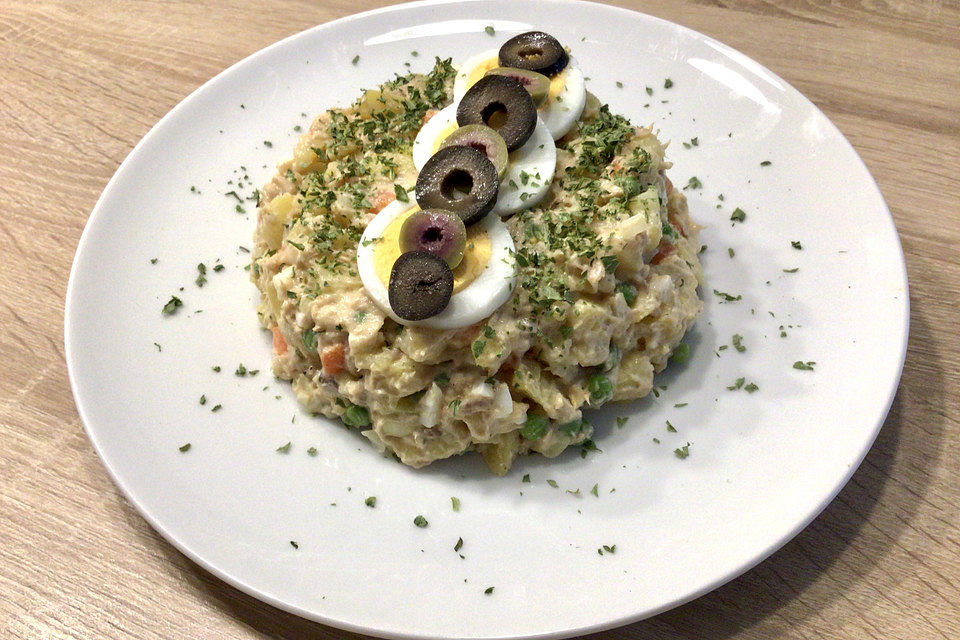 Spanischer Kartoffelsalat - ensaladilla rusa