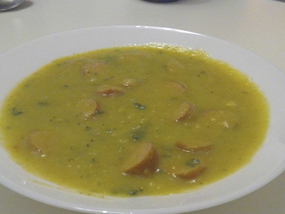 Kartoffelsuppe mit Wienerwürstchen von splinter78| Chefkoch