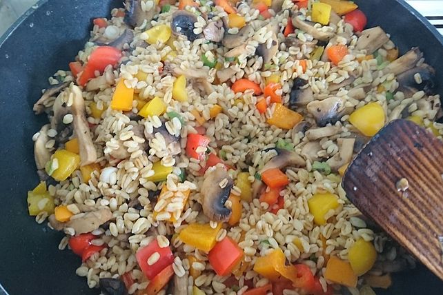 Bunte Sonnenweizenpfanne mit Gemüse von c-ra84| Chefkoch