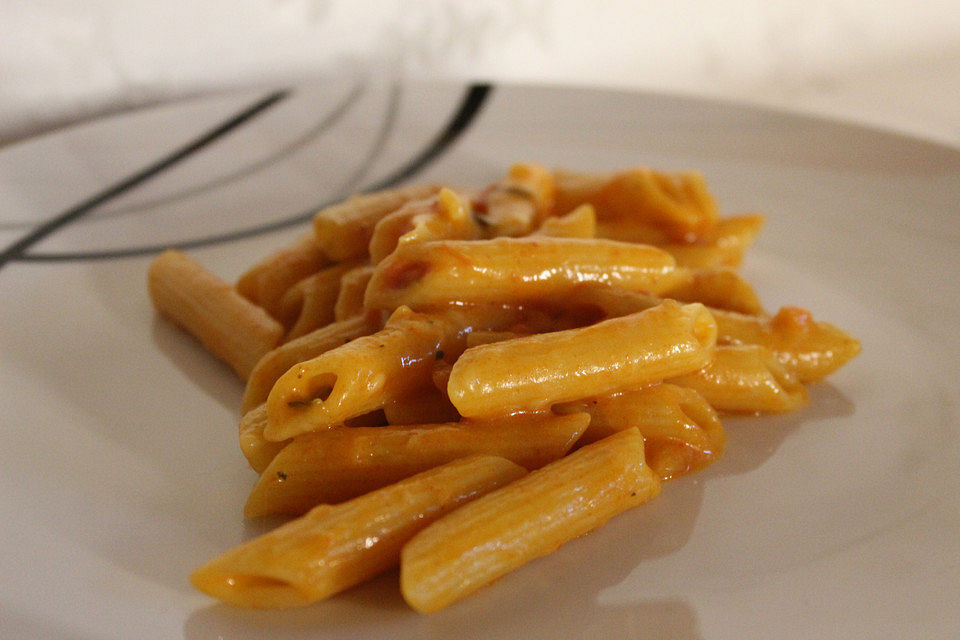 One Pot Pasta Tomate-Mozzarella