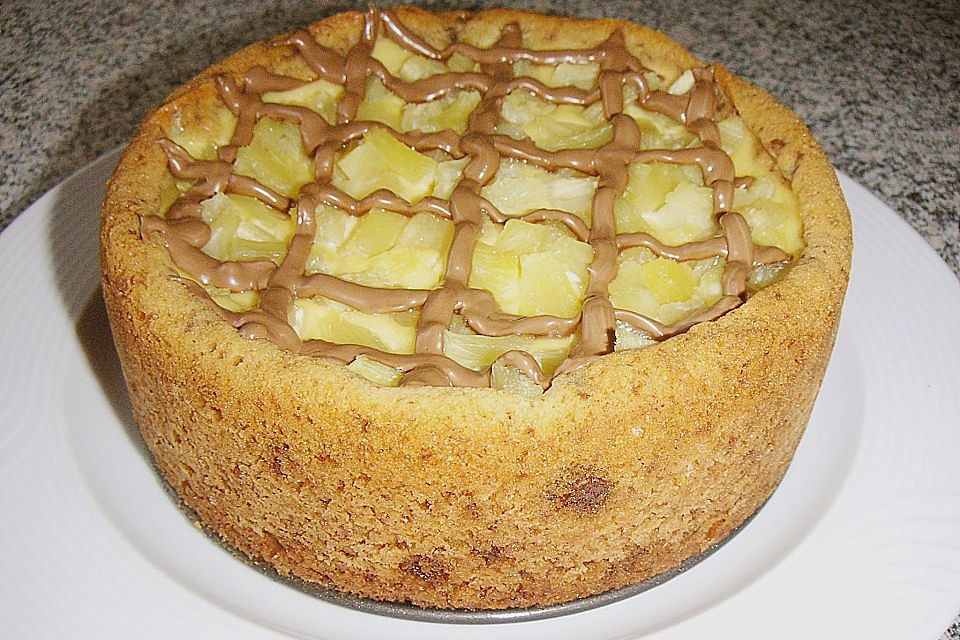 Nougat-Ananaskuchen