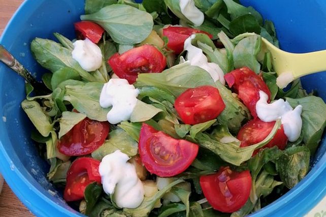 Kartoffelsalat mit Feldsalat und selbstgemachter Remoulade von Kai ...