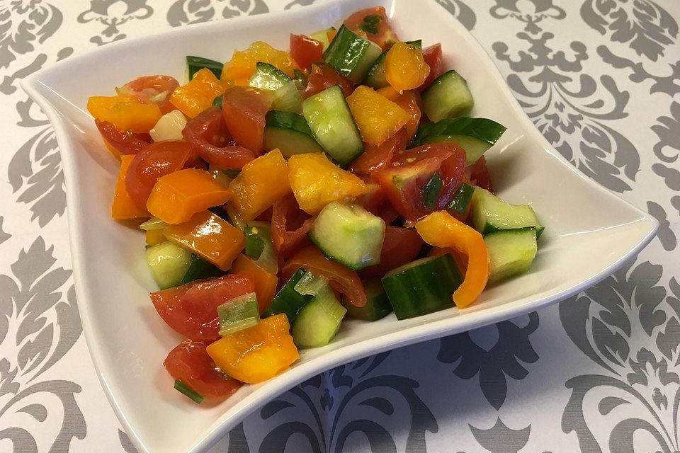 Tomaten-Gurken-Salat