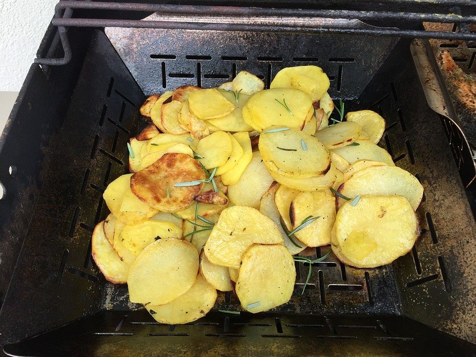 Bratkartoffeln vom Grill von Lilie09| Chefkoch