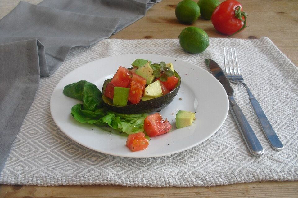 Tomaten-Avocadosalat