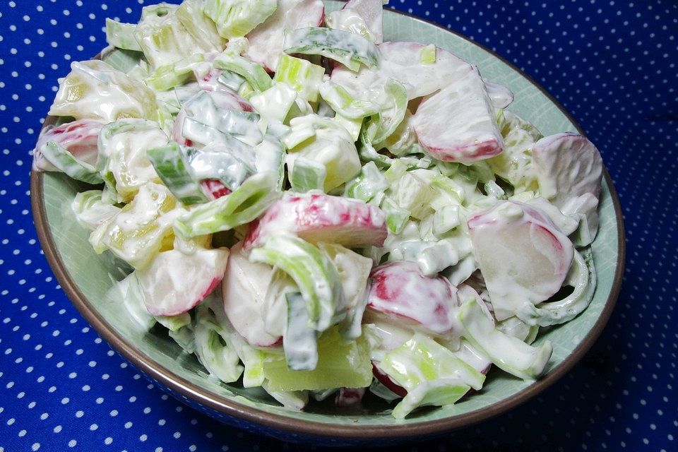 Radieschen-Käse-Salat mit Harzer