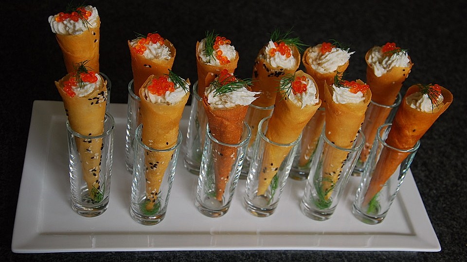 Fischcreme Im Waffelhörnchen-image
