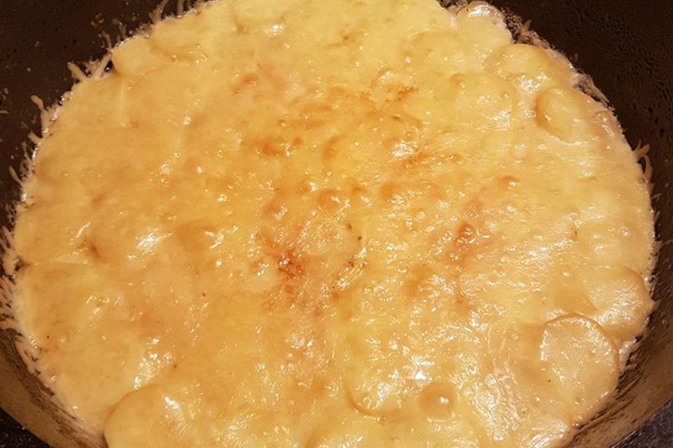 Kartoffelgratin aus dem Dutch Oven