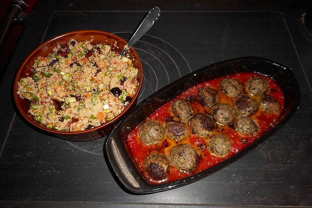 Marokkanische Hackbällchen mit fruchtigem Pistaziencouscous von ...