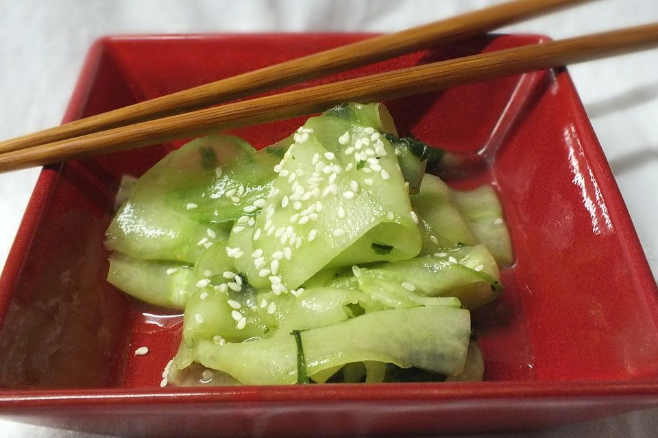 Japanischer  Gurkensalat