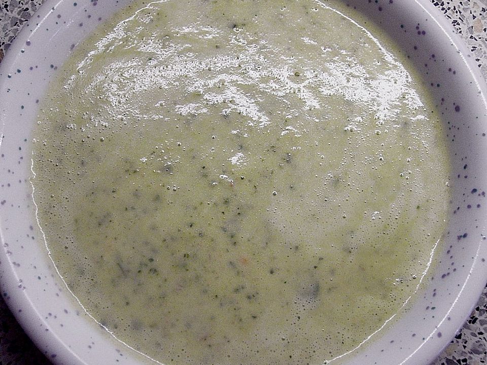 Zucchini - Cremesuppe von Julchen7a| Chefkoch