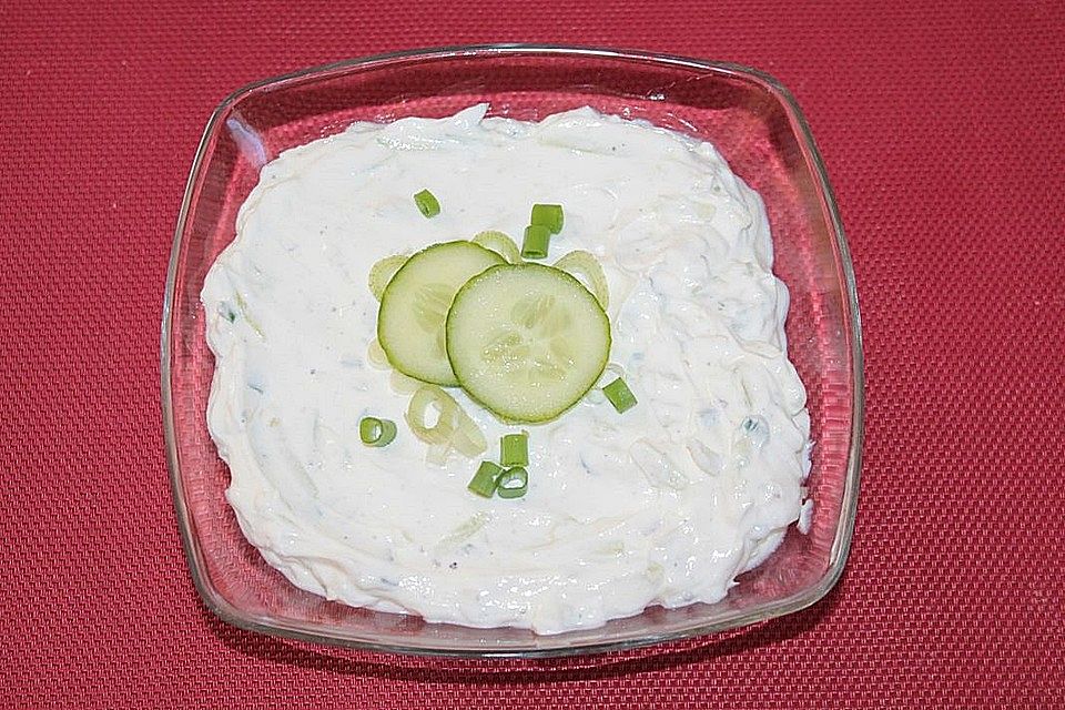 Tzaziki