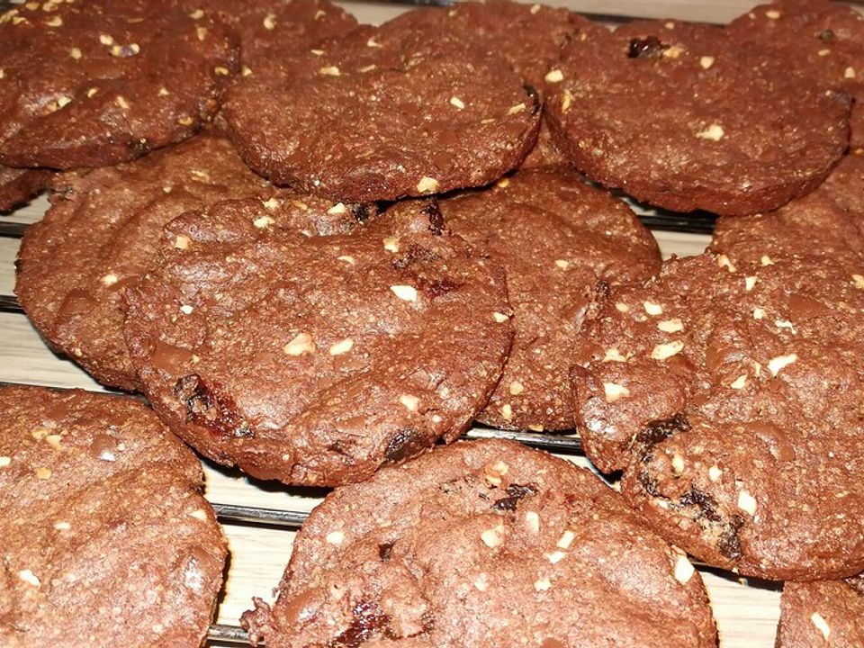 Pflaumen-Haselnuss-Schoko-Cookies von _Cherrylein_| Chefkoch