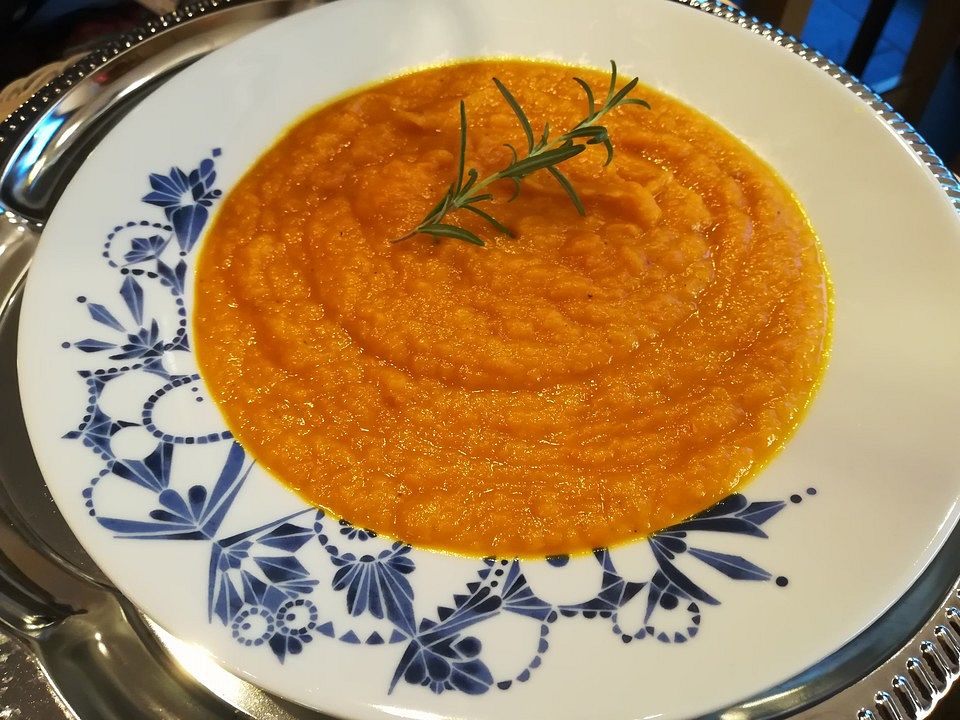 Leicht scharfe Curry-Kürbissuppe aus dem 3,5l Slowcooker von sonjal3090 ...
