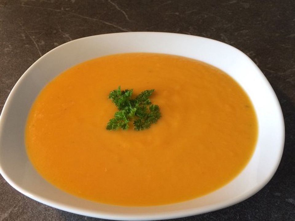 Kartoffel-Karotten-Ingwer-Suppe von Sebbi688| Chefkoch