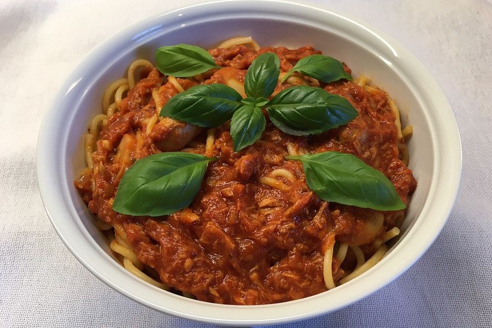 Spaghetti mit Thunfisch und Champignons