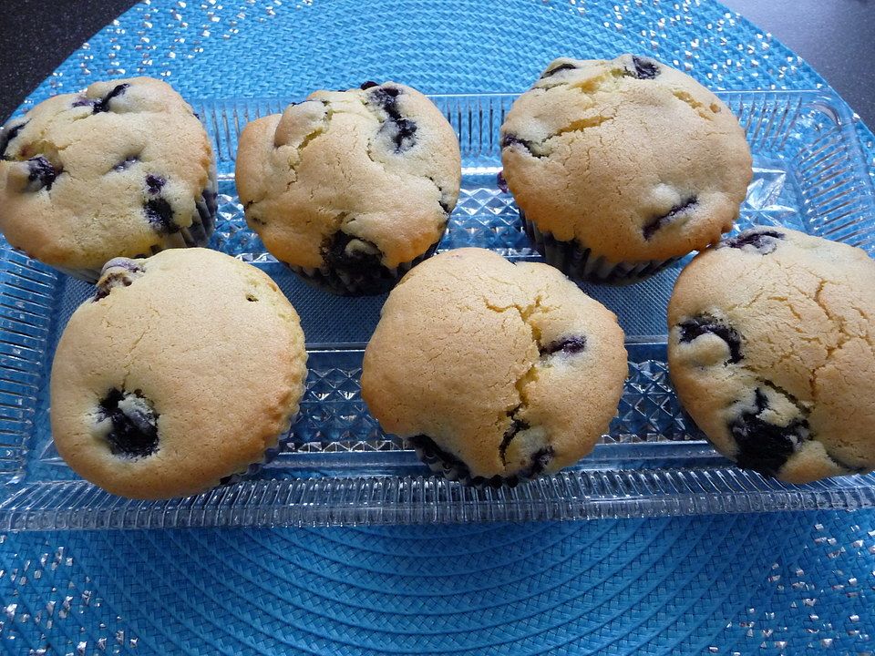 Eierlikörmuffins mit Heidelbeeren von Christine2001| Chefkoch