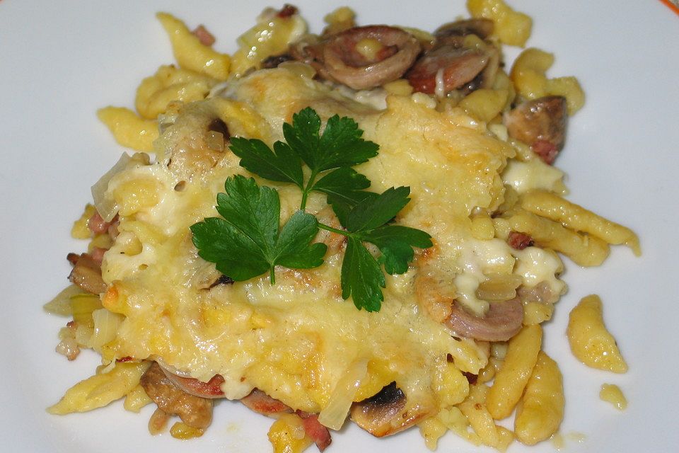 Wurst-Käse-Spätzle