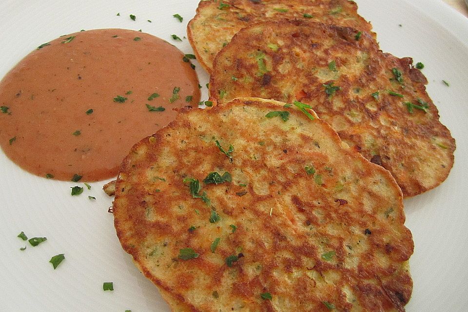 Quark - Gemüseküchlein mit Tomatensauce