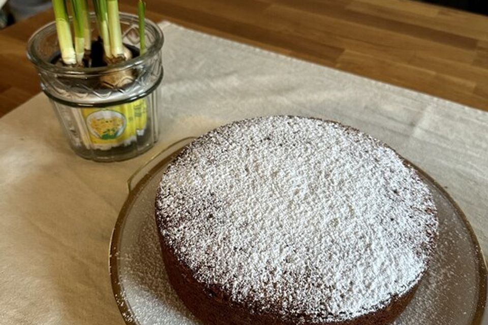 Italienische Mandeltorte mit Joghurt und Zitrone