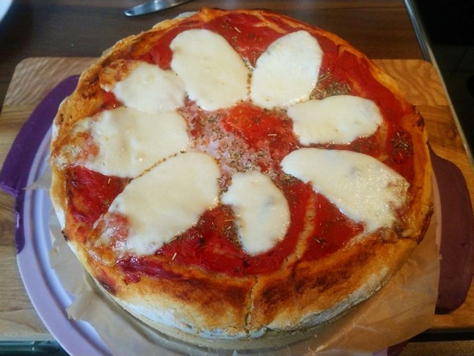 Chicago Style Deep Dish Stuffed Pizza von amerikanischkochenDE Chefkoch