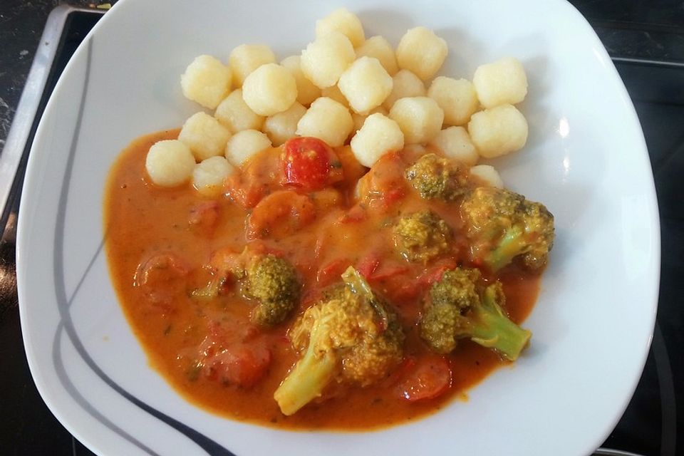 Gnocchi mit Gemüsecurry