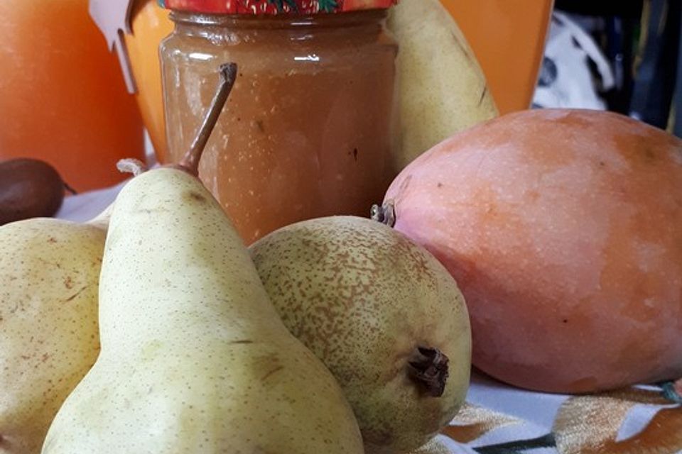 Mango-Birnen-Marmelade mit Lebkuchengewürz