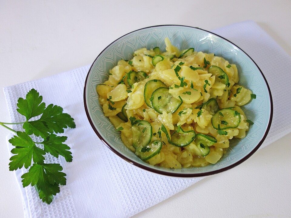 Mein schwäbischer Kartoffelsalat mit Salatgurke von Anaid55| Chefkoch