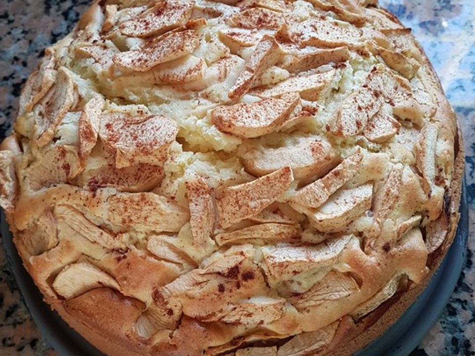 Versunkener Apfelkuchen mit 4-Minuten-Teig und Öl von Abacusteam| Chefkoch