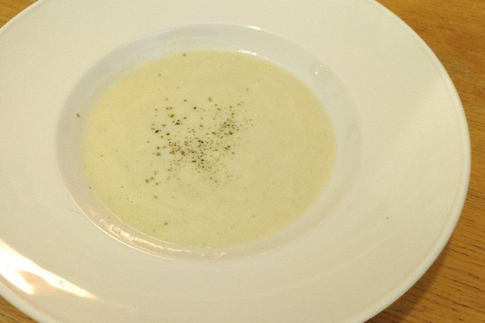 Topinambur Crémesuppe mit Kokosmilch