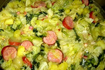 Wirsingeintopf mit Pinkel und Speck