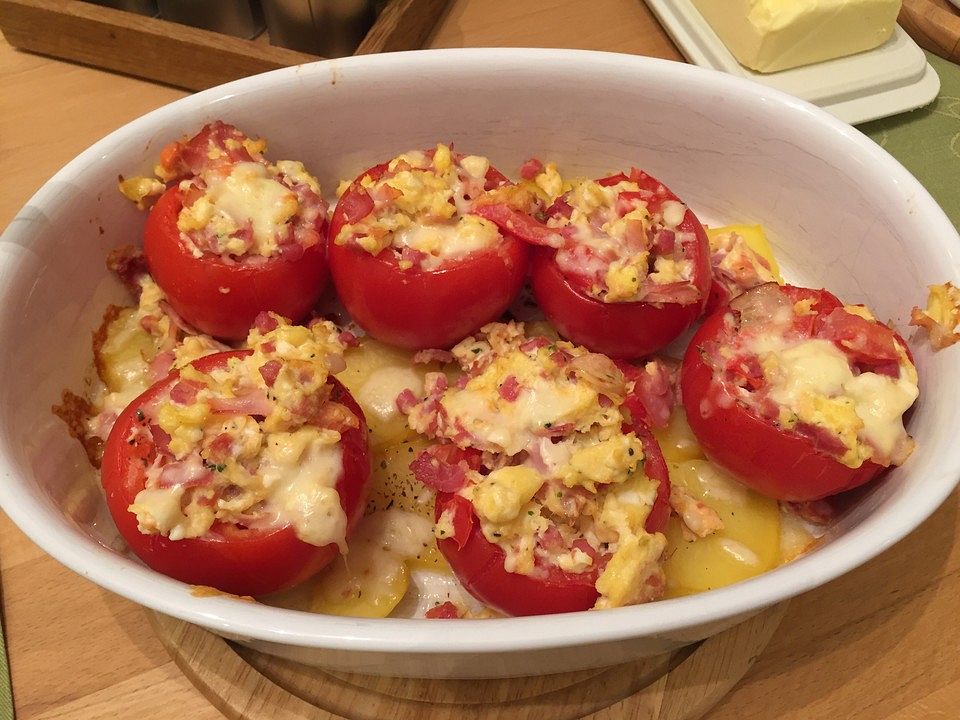 Gefüllte Tomaten mit Speck-Rührei von FroNatur| Chefkoch