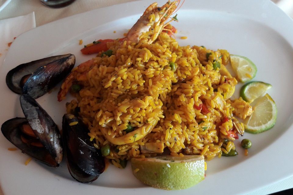 Paella mit Meeresfrüchten