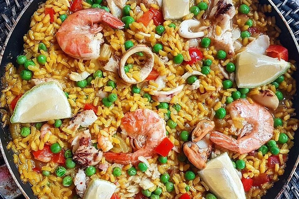 Paella mit Meeresfrüchten