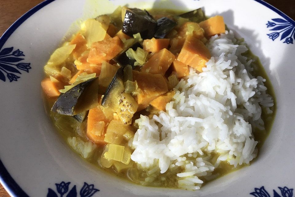 Süßkartoffel-Auberginen-Curry