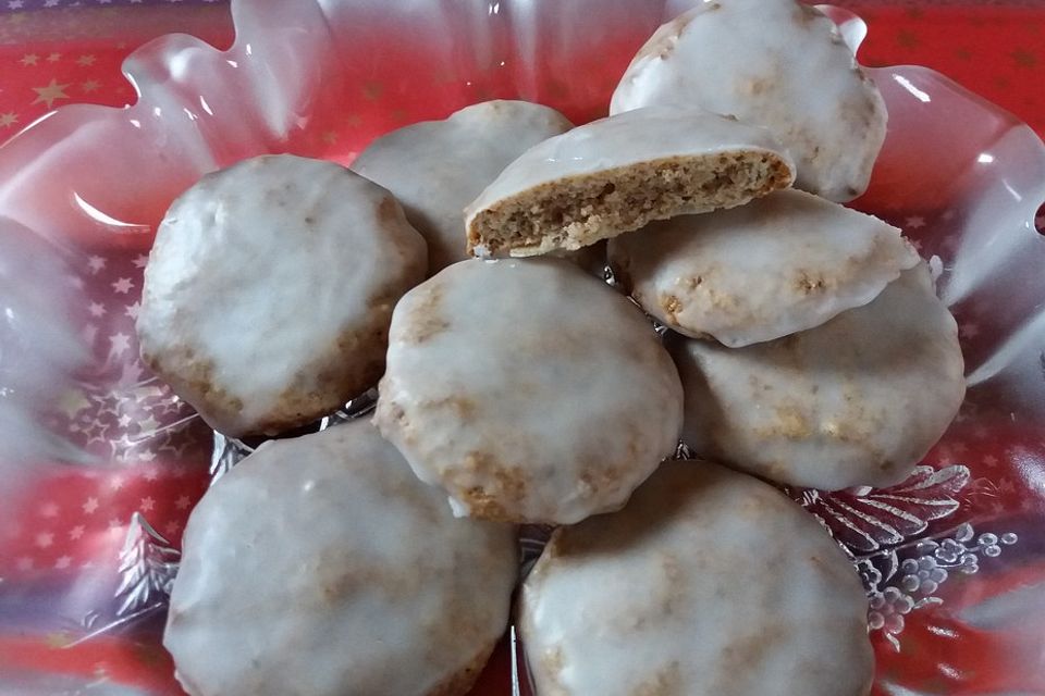 Mandel-Zitronen-Lebkuchen