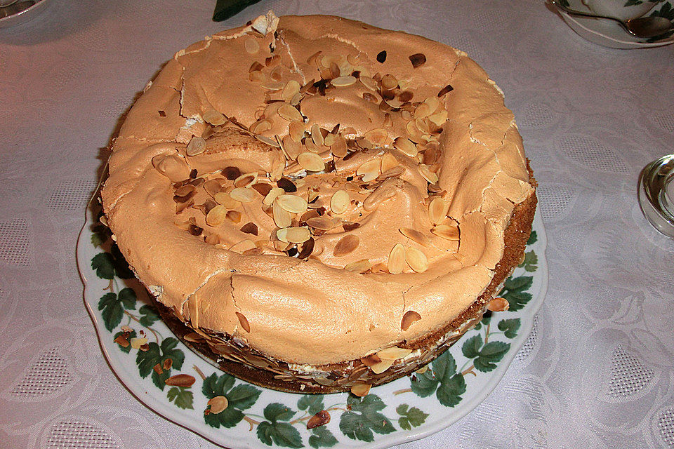 Zitronen-Baiser Torte