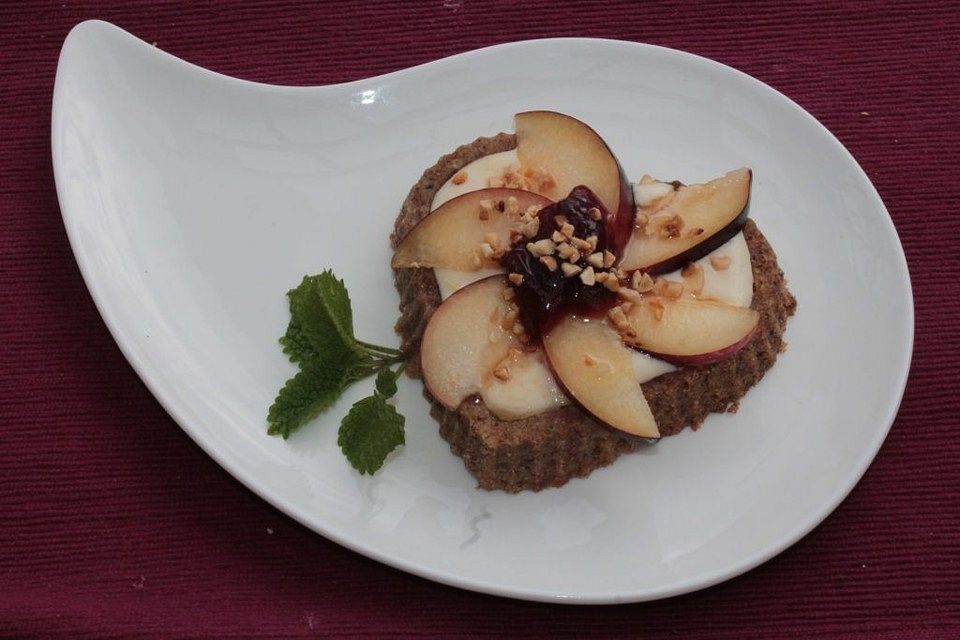 Pflaumen-Joghurt-Tartelettes mit Krokant