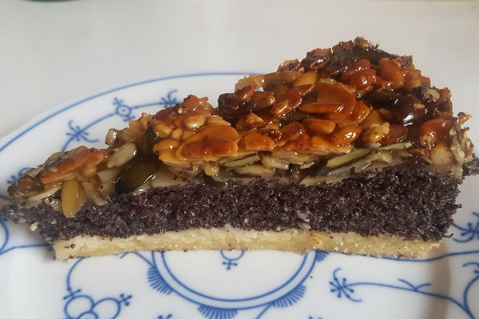 Mohnkuchen Sylter Art mit Bienenstichkruste